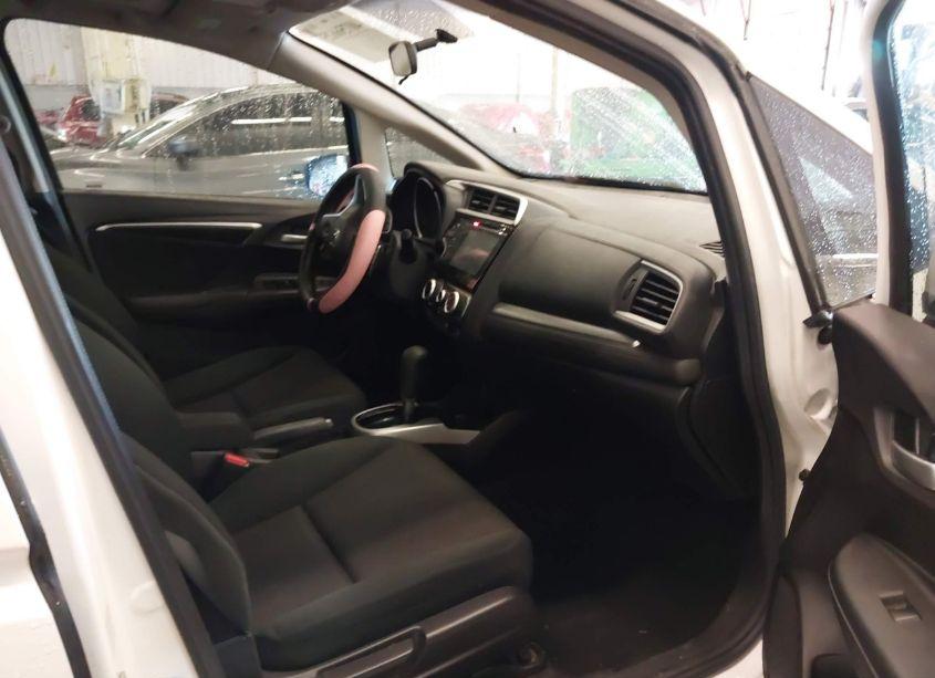 Photo 5 of 2016 Honda Fit EX (VIN JHMGK5H77GX013674)