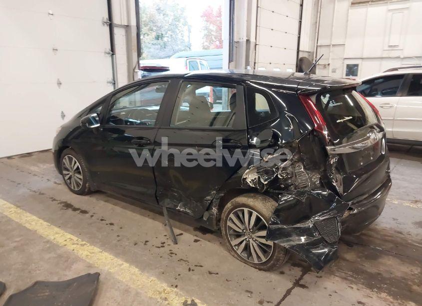 Photo 3 of 2016 Honda Fit EX (VIN JHMGK5H79GX011828)