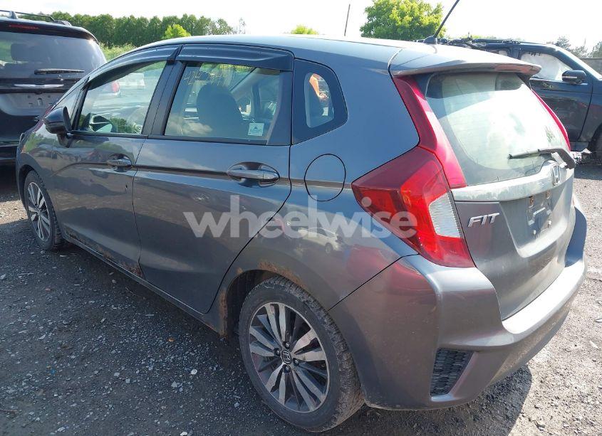 Photo 3 of 2016 Honda Fit EX (VIN JHMGK5H7XGX042621)