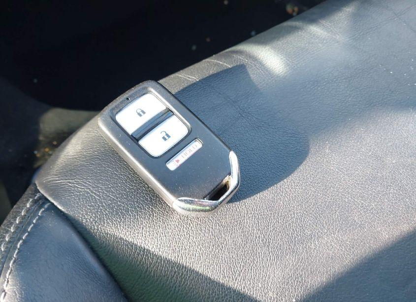 Photo 11 of 2017 Honda Fit EX-L (VIN JHMGK5H97HS004635)