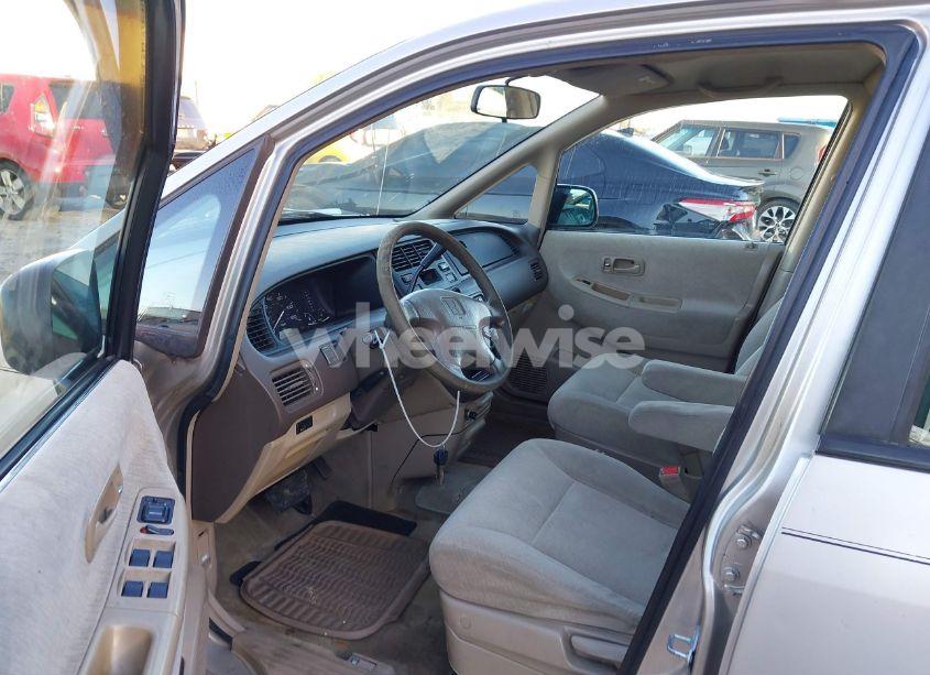 Photo 5 of 1998 Honda Odyssey EX/LX (VIN JHMRA3863WC013751)