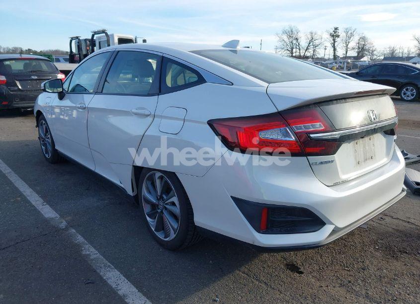 Photo 3 of 2018 Honda Clarity PLUG-IN HYBRID (VIN JHMZC5F10JC015415)