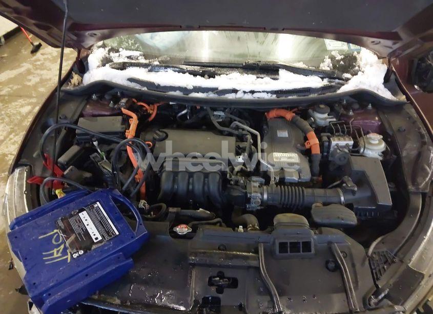 Photo 10 of 2018 Honda Clarity PLUG-IN HYBRID (VIN JHMZC5F11JC009753)