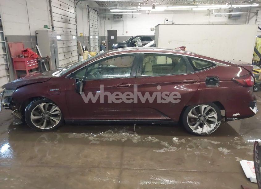 Photo 15 of 2018 Honda Clarity PLUG-IN HYBRID (VIN JHMZC5F11JC009753)