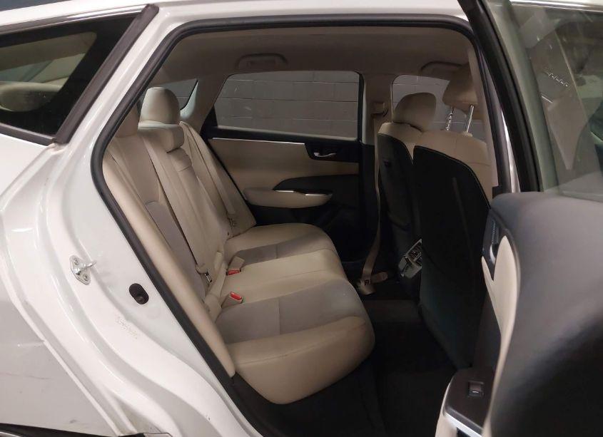 Photo 8 of 2018 Honda Clarity PLUG-IN HYBRID (VIN JHMZC5F11JC015021)