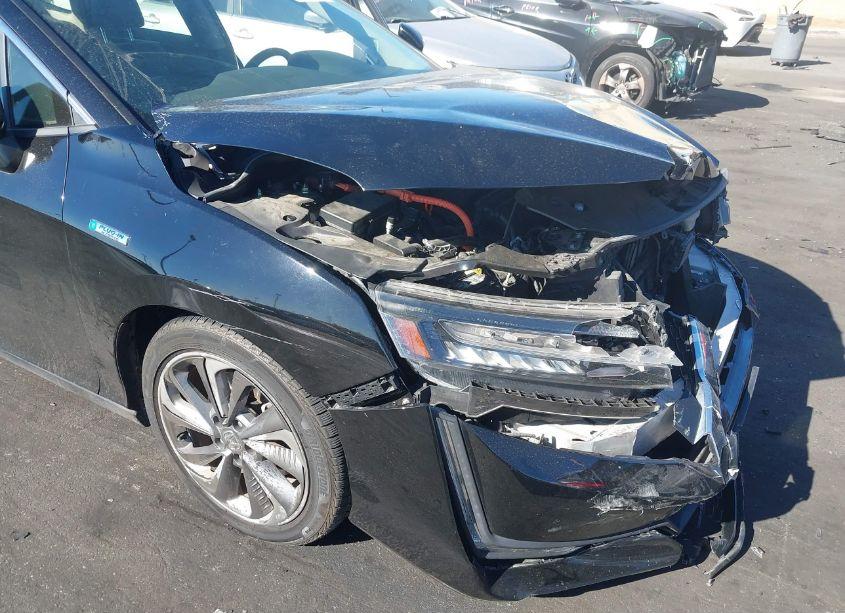 Photo 6 of 2018 Honda Clarity PLUG-IN HYBRID (VIN JHMZC5F11JC018047)