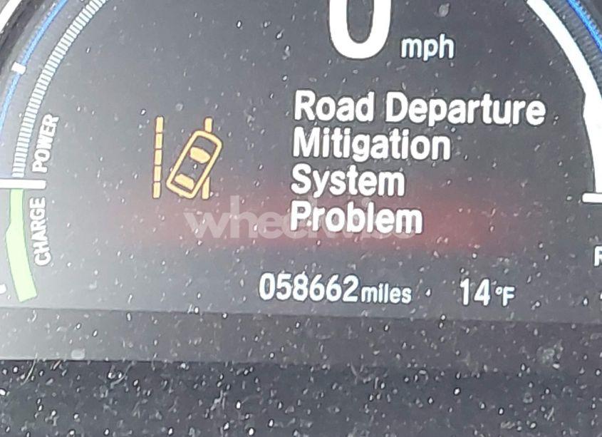 Photo 15 of 2018 Honda Clarity PLUG-IN HYBRID (VIN JHMZC5F13JC006627)