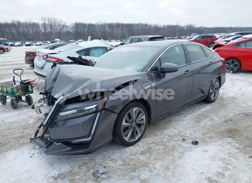 Photo 2 of 2018 Honda Clarity PLUG-IN HYBRID (VIN JHMZC5F13JC006627)