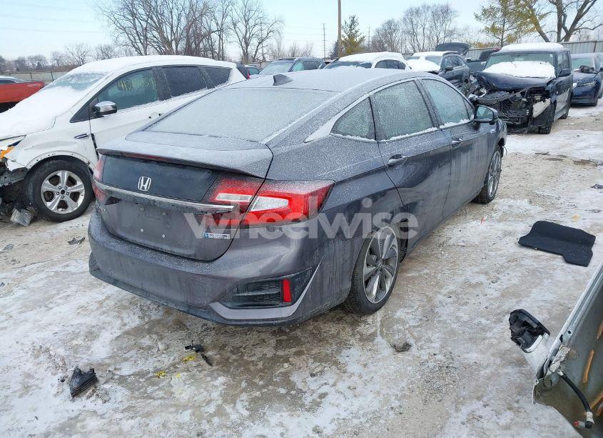 Photo 4 of 2018 Honda Clarity PLUG-IN HYBRID (VIN JHMZC5F13JC006627)