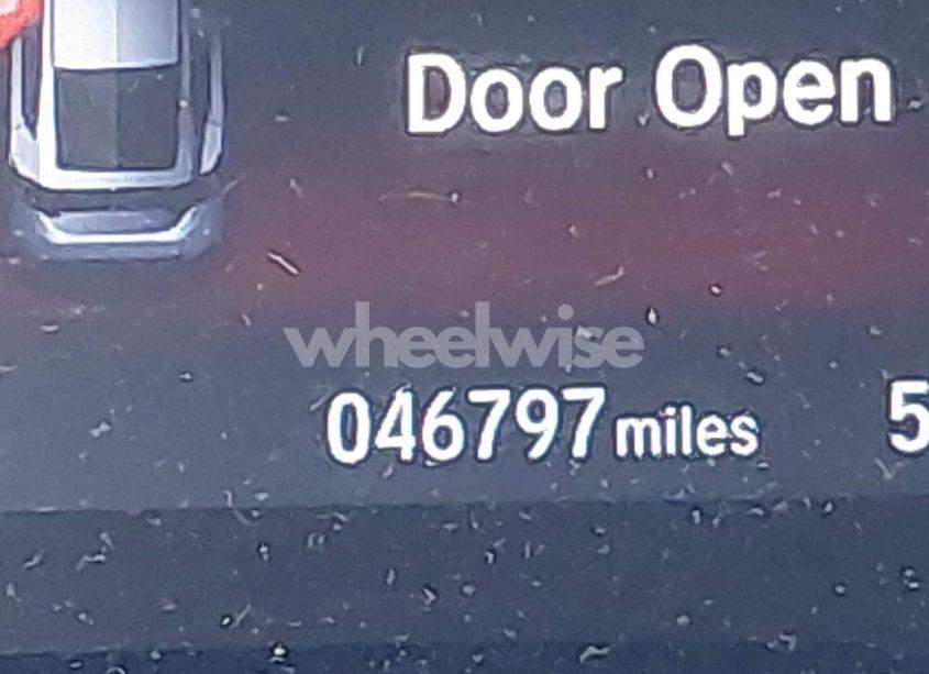 Photo 16 of 2018 Honda Clarity PLUG-IN HYBRID (VIN JHMZC5F13JC018812)