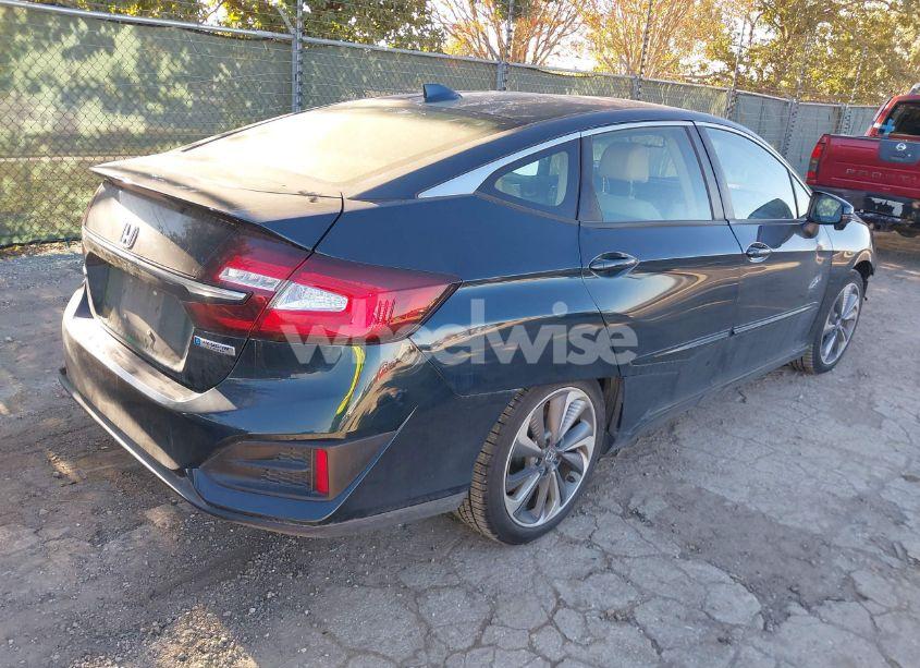 Photo 4 of 2018 Honda Clarity PLUG-IN HYBRID (VIN JHMZC5F13JC018812)