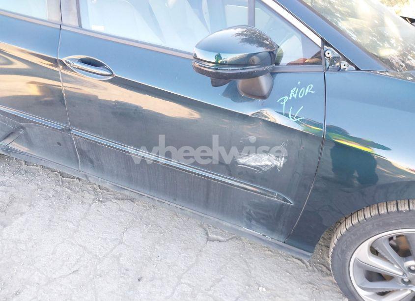 Photo 6 of 2018 Honda Clarity PLUG-IN HYBRID (VIN JHMZC5F13JC018812)