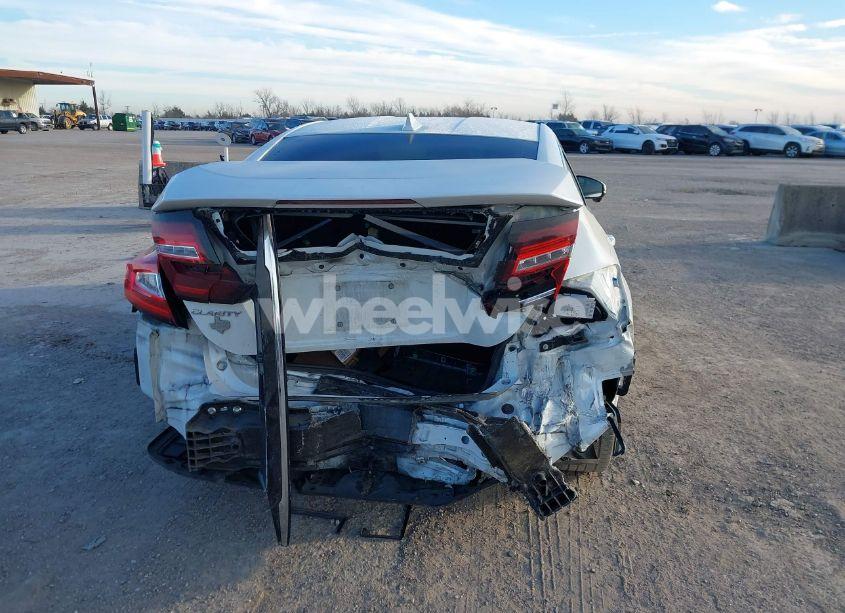 Photo 16 of 2018 Honda Clarity PLUG-IN HYBRID (VIN JHMZC5F14JC002263)