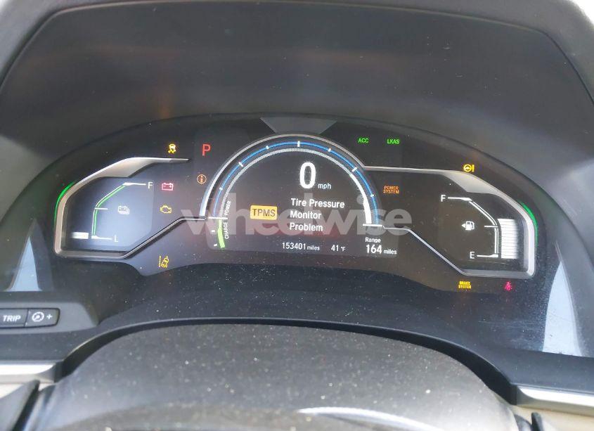 Photo 7 of 2018 Honda Clarity PLUG-IN HYBRID (VIN JHMZC5F14JC002263)