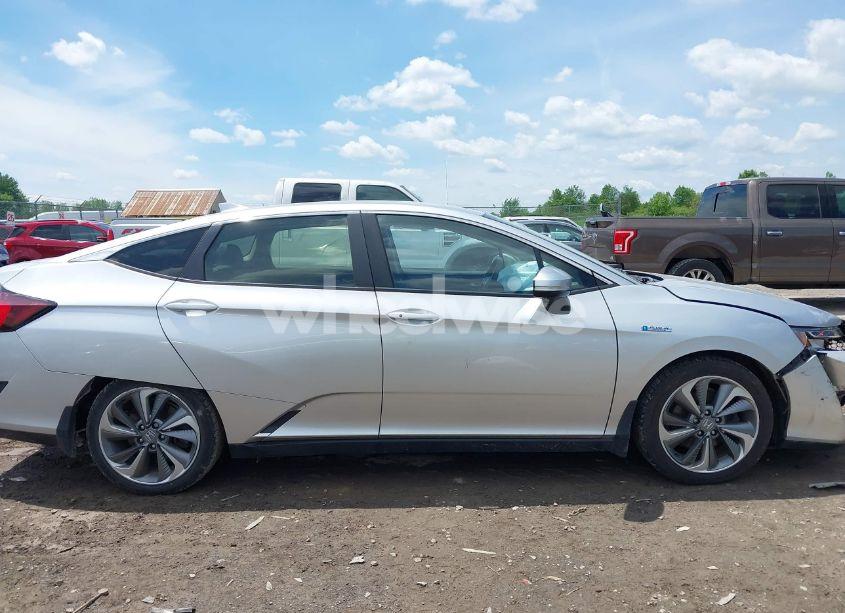 Photo 13 of 2018 Honda Clarity PLUG-IN HYBRID (VIN JHMZC5F14JC007026)