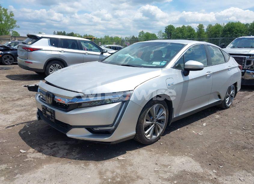 Photo 2 of 2018 Honda Clarity PLUG-IN HYBRID (VIN JHMZC5F14JC007026)