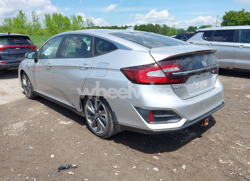 Photo 3 of 2018 Honda Clarity PLUG-IN HYBRID (VIN JHMZC5F14JC007026)
