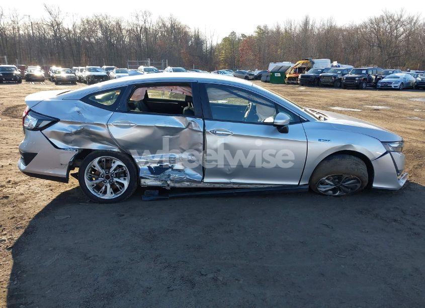 Photo 13 of 2018 Honda Clarity PLUG-IN HYBRID (VIN JHMZC5F14JC022299)