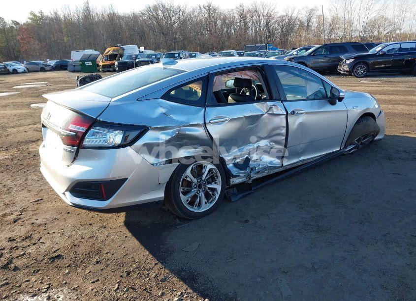 Photo 4 of 2018 Honda Clarity PLUG-IN HYBRID (VIN JHMZC5F14JC022299)