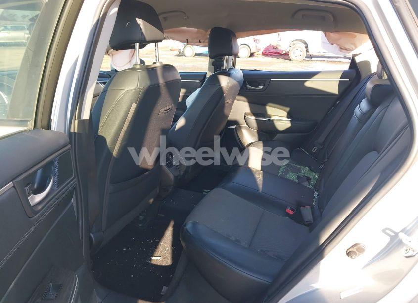 Photo 8 of 2018 Honda Clarity PLUG-IN HYBRID (VIN JHMZC5F14JC022299)