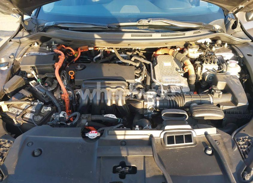 Photo 10 of 2019 Honda Clarity PLUG-IN HYBRID (VIN JHMZC5F15KC006386)