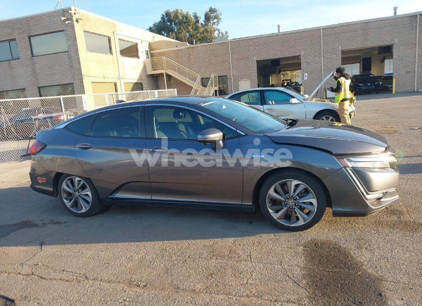 Photo 13 of 2019 Honda Clarity PLUG-IN HYBRID (VIN JHMZC5F15KC006386)