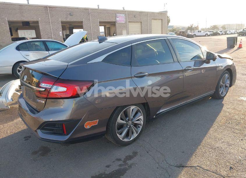 Photo 4 of 2019 Honda Clarity PLUG-IN HYBRID (VIN JHMZC5F15KC006386)
