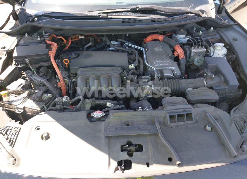 Photo 10 of 2019 Honda Clarity PLUG-IN HYBRID (VIN JHMZC5F15KC006498)