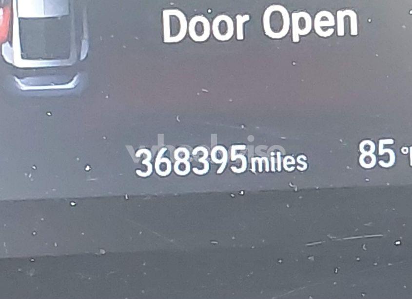 Photo 15 of 2019 Honda Clarity PLUG-IN HYBRID (VIN JHMZC5F15KC006498)