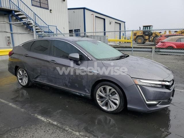 Photo 8 of 2018 HONDA CLARITY (VIN JHMZC5F16JC007092)