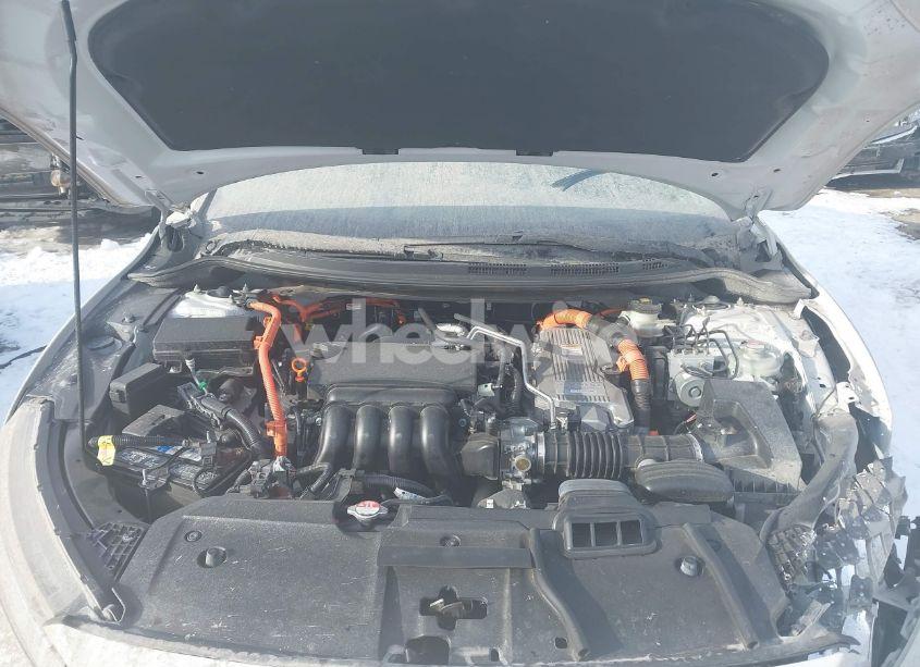 Photo 10 of 2018 Honda Clarity PLUG-IN HYBRID (VIN JHMZC5F16JC012406)