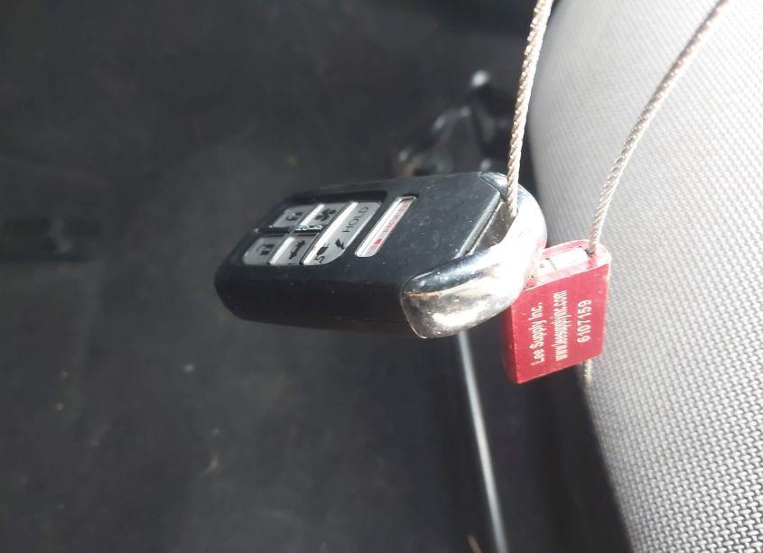 Photo 11 of 2018 Honda Clarity PLUG-IN HYBRID (VIN JHMZC5F17JC004749)