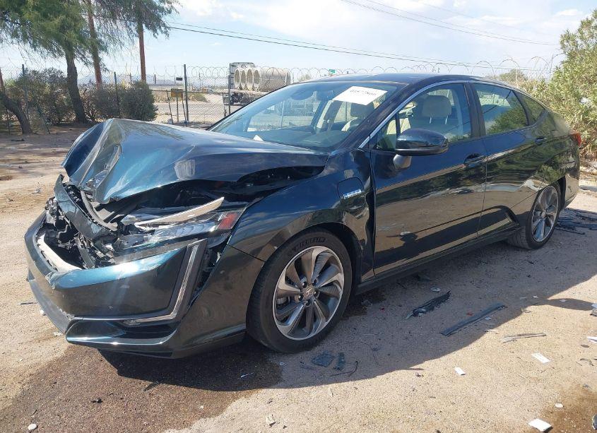 Photo 2 of 2018 Honda Clarity PLUG-IN HYBRID (VIN JHMZC5F17JC004749)