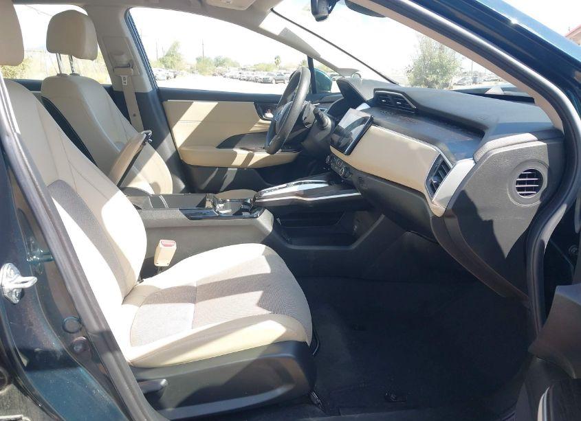 Photo 5 of 2018 Honda Clarity PLUG-IN HYBRID (VIN JHMZC5F17JC004749)