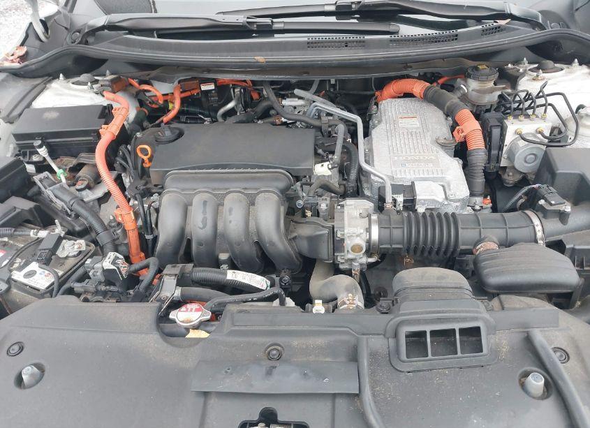 Photo 10 of 2018 Honda Clarity PLUG-IN HYBRID (VIN JHMZC5F17JC007702)