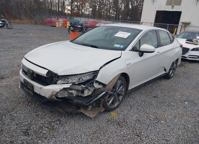 Photo 2 of 2018 Honda Clarity PLUG-IN HYBRID (VIN JHMZC5F17JC007702)