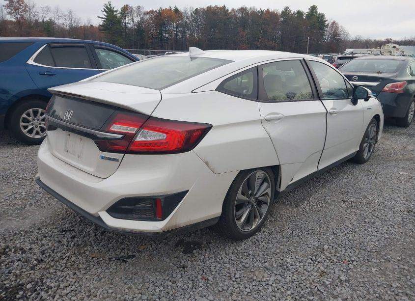 Photo 4 of 2018 Honda Clarity PLUG-IN HYBRID (VIN JHMZC5F17JC007702)