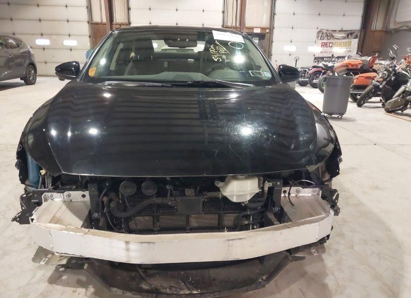 Photo 13 of 2018 Honda Clarity PLUG-IN HYBRID (VIN JHMZC5F19JC006017)