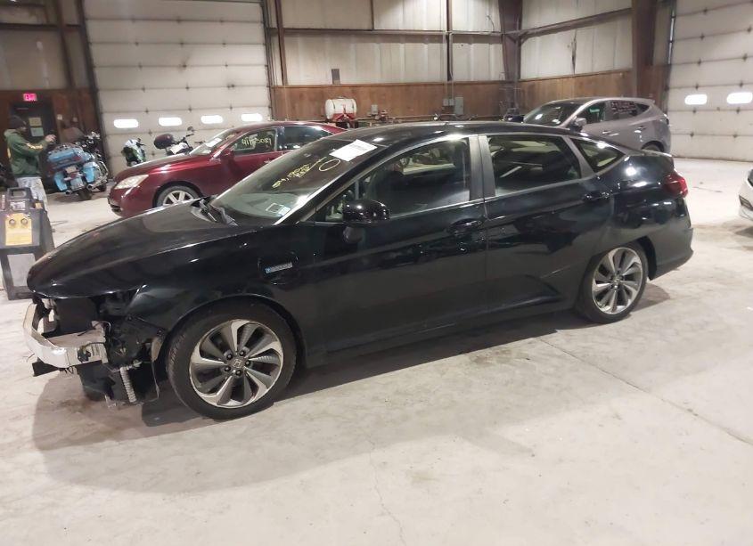 Photo 2 of 2018 Honda Clarity PLUG-IN HYBRID (VIN JHMZC5F19JC006017)
