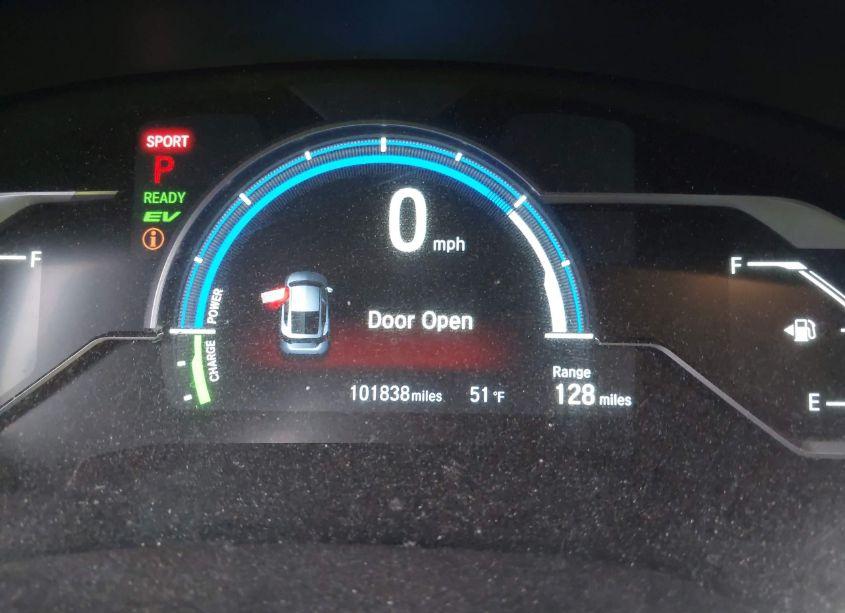 Photo 7 of 2018 Honda Clarity PLUG-IN HYBRID (VIN JHMZC5F19JC008317)