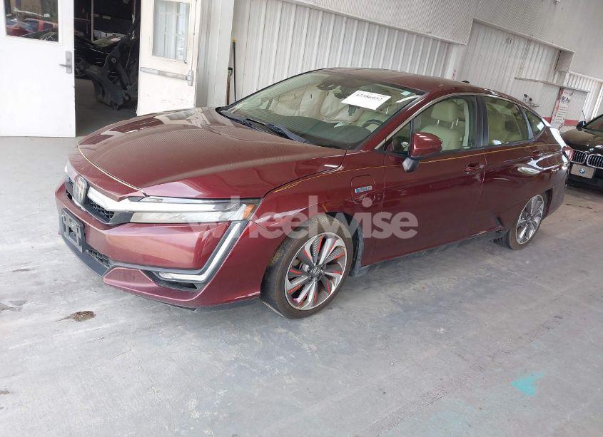 Photo 2 of 2018 Honda Clarity PLUG-IN HYBRID (VIN JHMZC5F19JC022962)
