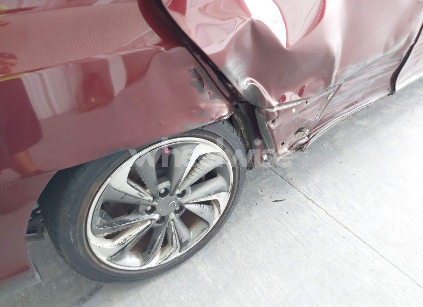 Photo 6 of 2018 Honda Clarity PLUG-IN HYBRID (VIN JHMZC5F19JC022962)