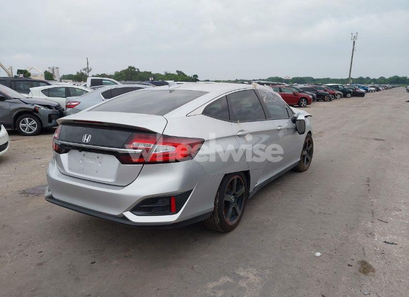 Photo 4 of 2018 Honda Clarity PLUG-IN HYBRID (VIN JHMZC5F1XJC012246)