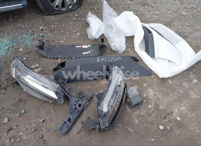 Photo 12 of 2021 Honda Clarity PLUG-IN HYBRID (VIN JHMZC5F1XMC000604)