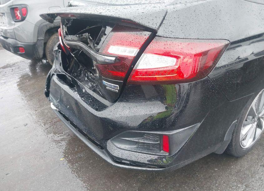 Photo 18 of 2018 Honda Clarity PLUG-IN HYBRID TOURING (VIN JHMZC5F31JC014176)