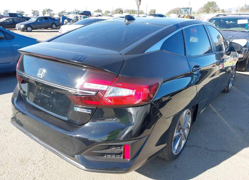 Photo 4 of 2018 Honda Clarity PLUG-IN HYBRID TOURING (VIN JHMZC5F32JC002070)