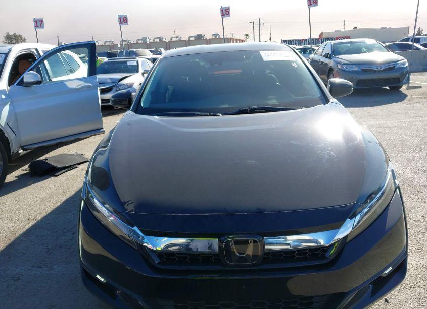 Photo 6 of 2018 Honda Clarity PLUG-IN HYBRID TOURING (VIN JHMZC5F32JC002070)