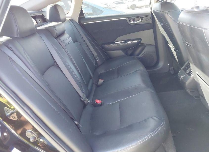 Photo 8 of 2018 Honda Clarity PLUG-IN HYBRID TOURING (VIN JHMZC5F32JC002070)