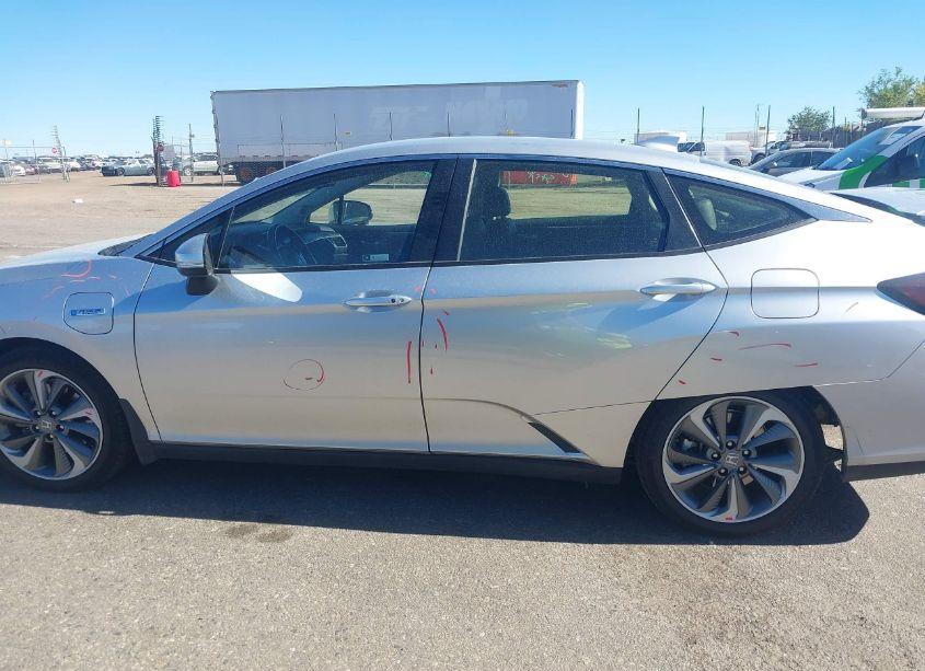 Photo 14 of 2018 Honda Clarity PLUG-IN HYBRID TOURING (VIN JHMZC5F32JC017605)