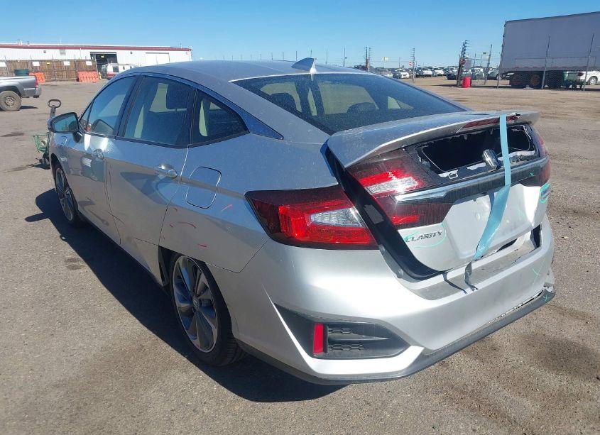 Photo 3 of 2018 Honda Clarity PLUG-IN HYBRID TOURING (VIN JHMZC5F32JC017605)